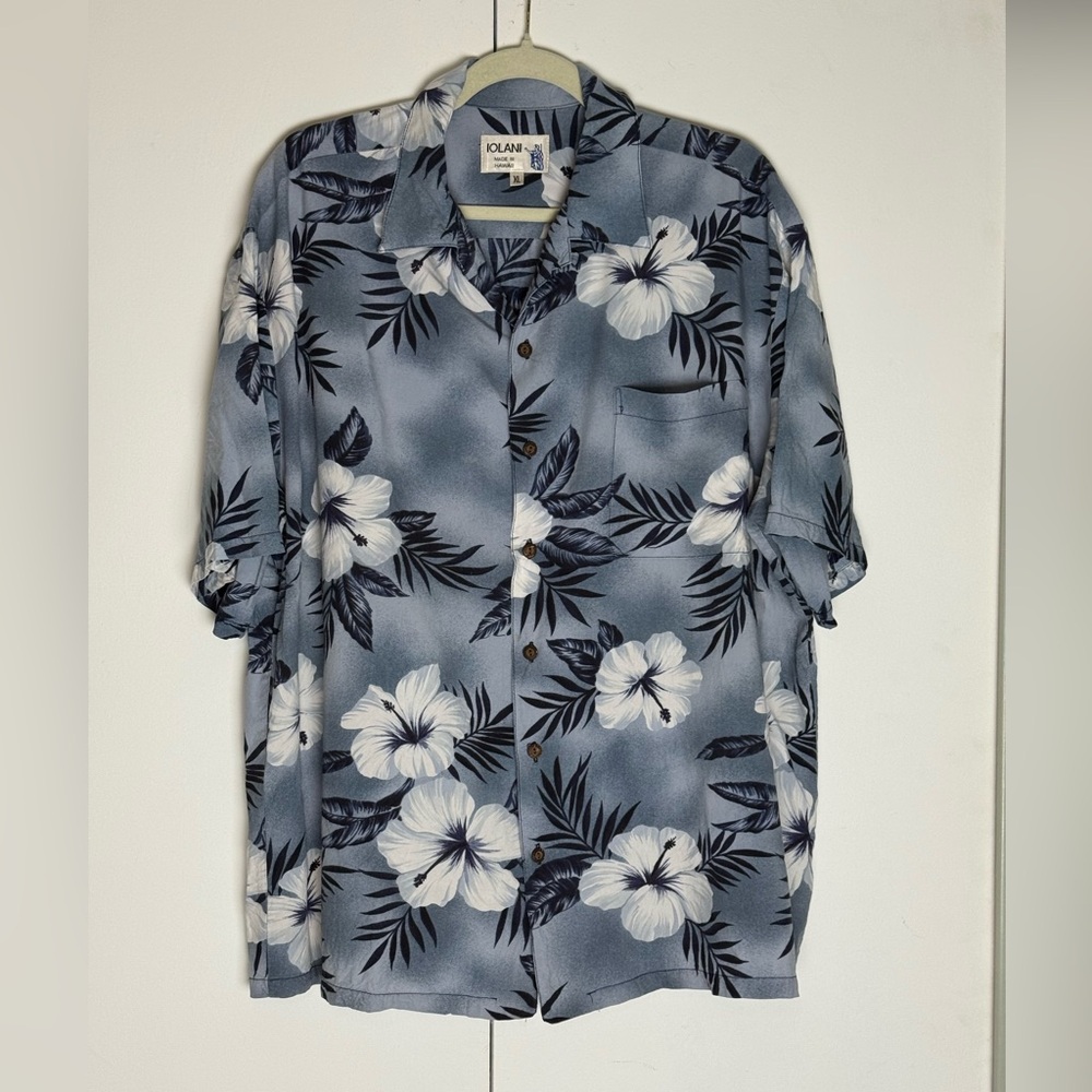 Vintage Iolani Made in Hawaii shirt sleeve Hawaiin Shirt Blue Sz XL